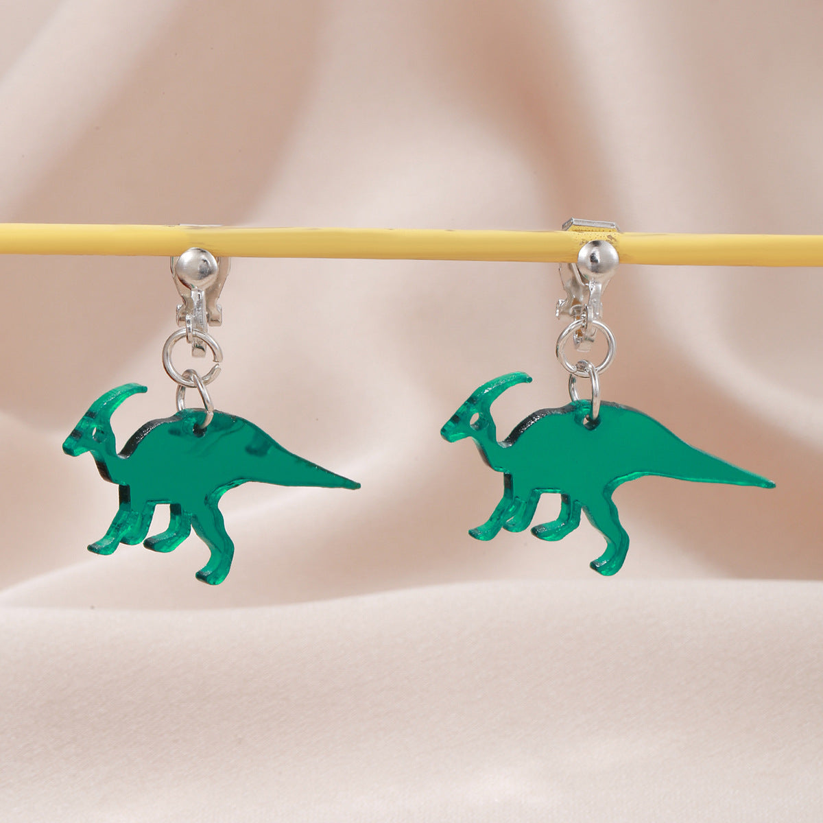 Acrylic Creative Dinosaur Earrings (Minimo de Compra 2) MIC-LiangR002