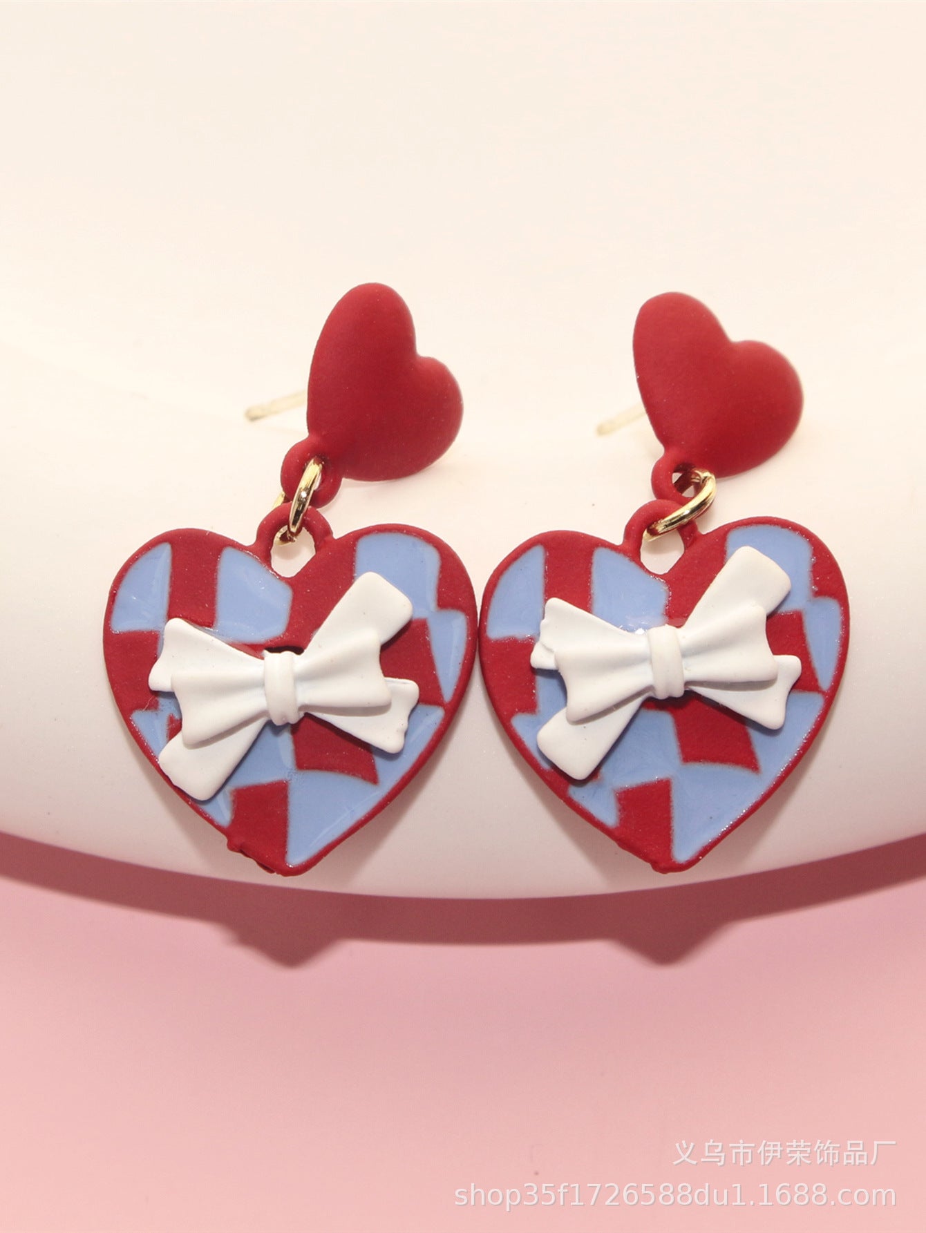 Resin Red Heart Earrings (Minimo de Compra 2) MIC-YiR004