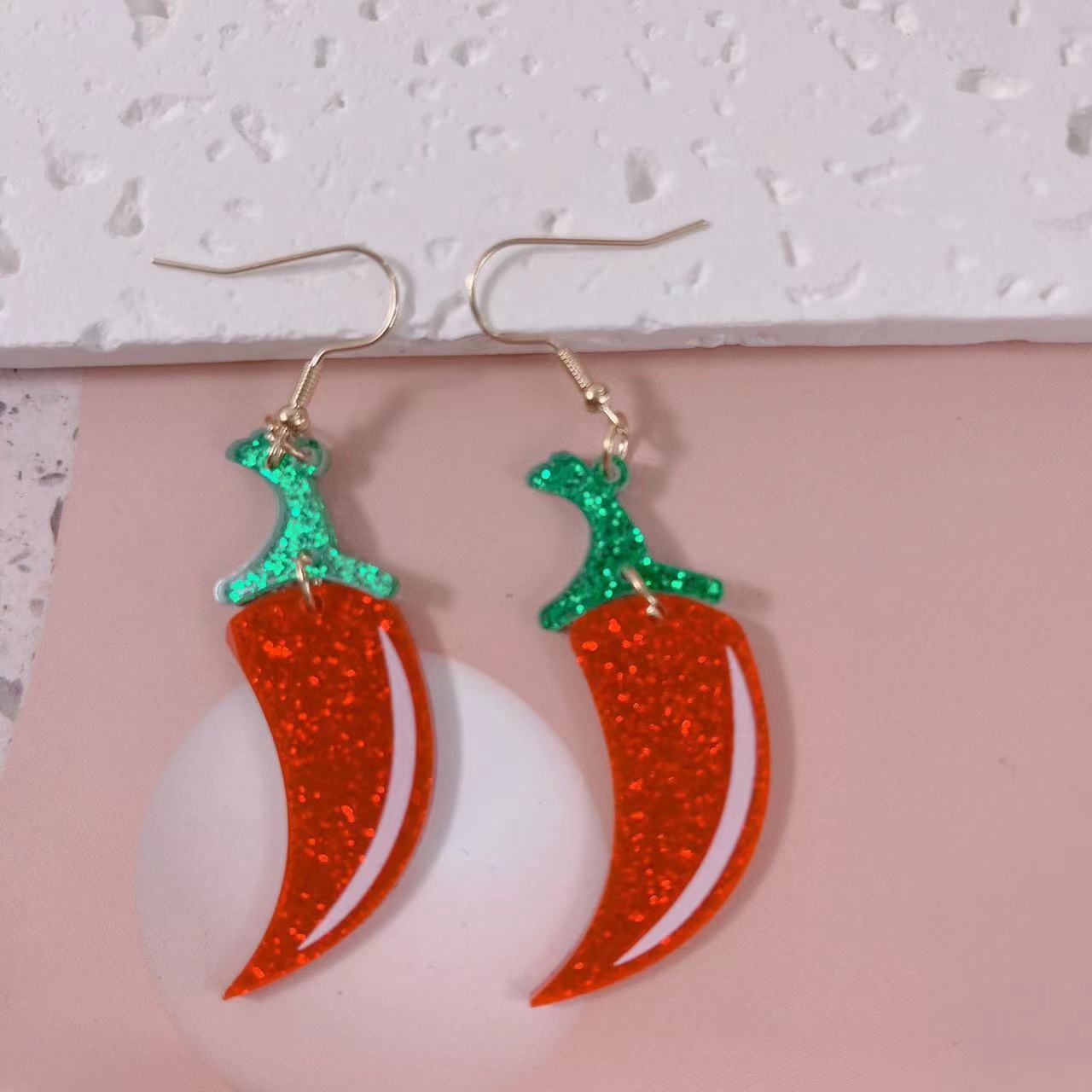 Acrylic simulated red chili earrings (Minimo de compra 2) MYA-AnD014