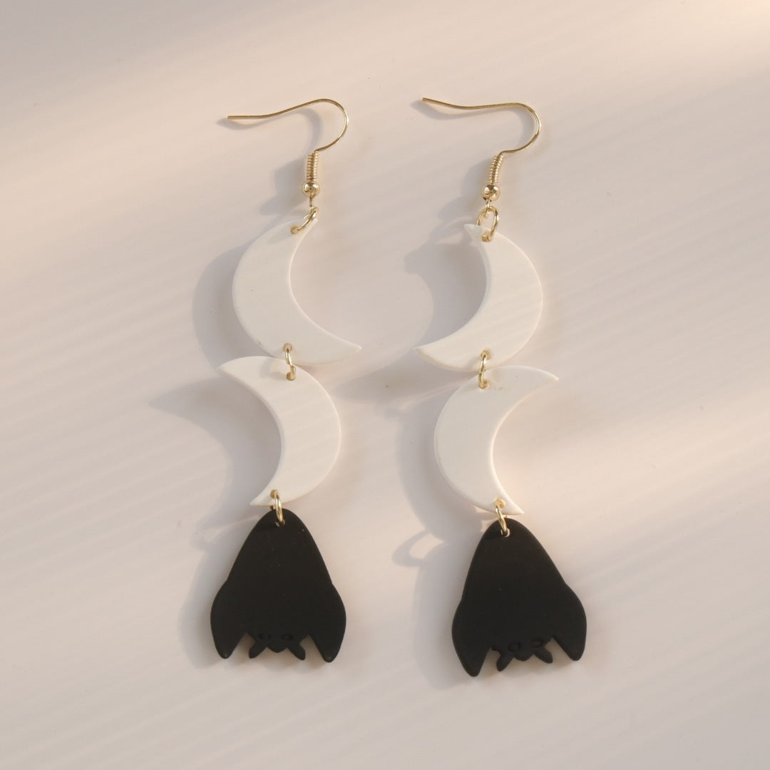 Acrylic moon bat earrings MIC-OuY015