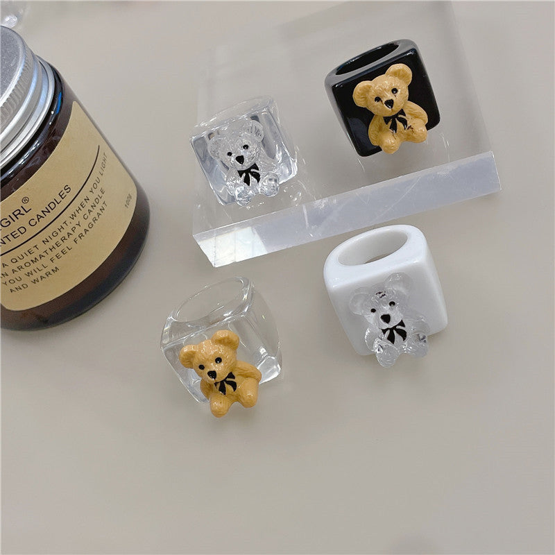 Resin Vintage Bear Ring MIC-JianY002