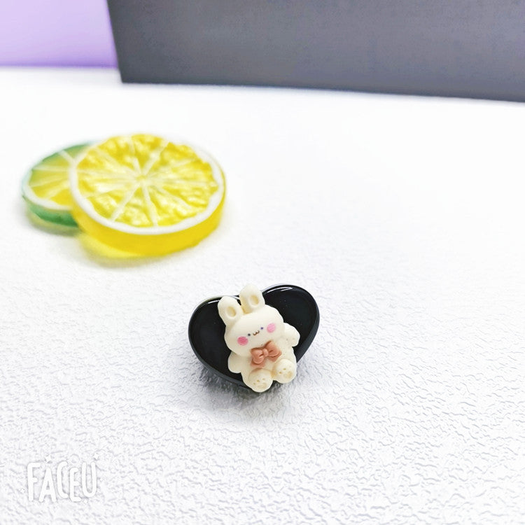 Resin Peach Bear Ring MIC-JianY003