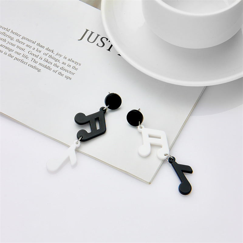 Acrylic black and white contrasting note earrings MYA-XiY005