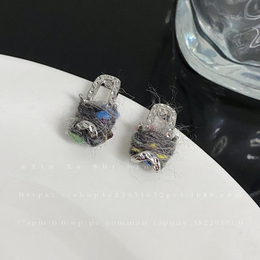 Alloy colored yarn wrapped earrings (Minimo de Compra 2) MIC-XinXu012