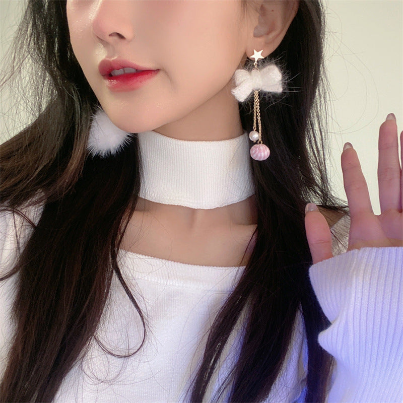 Alloy Asymmetric Bow Plush Earrings (Minimo de Compra 2) MIC-QingE001