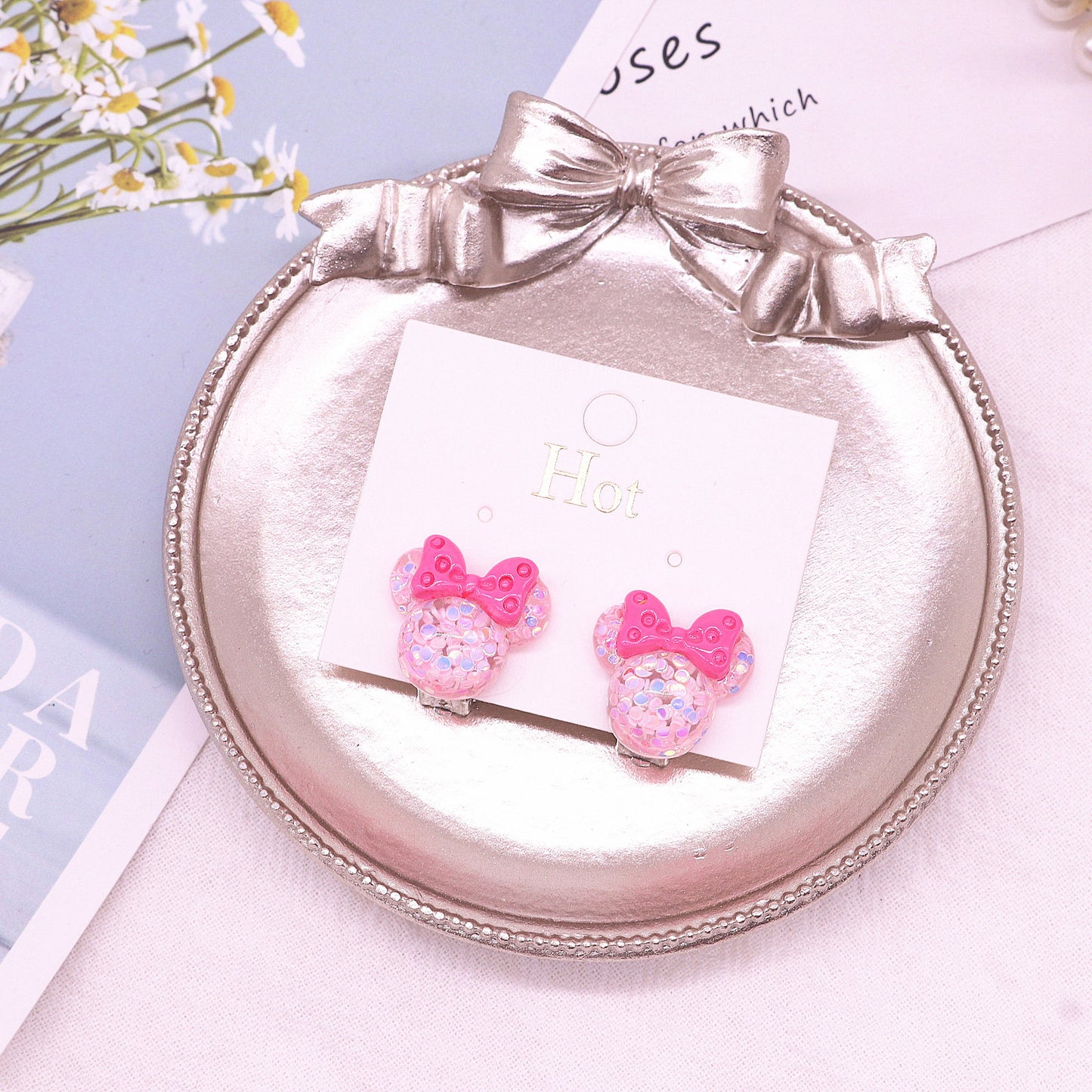 Resin rabbit flower ear clip (Mimimo de compra 2) MIC-MuM010