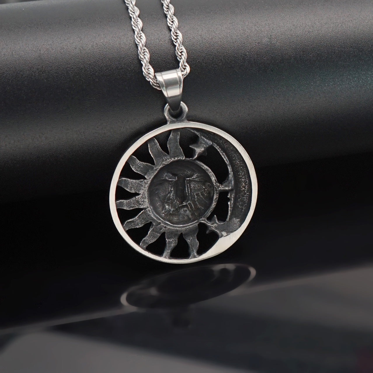 Necklace Stainless Steel Retro Sun Moon Tong Hui Sun Minimo de compra 3 XiWen004