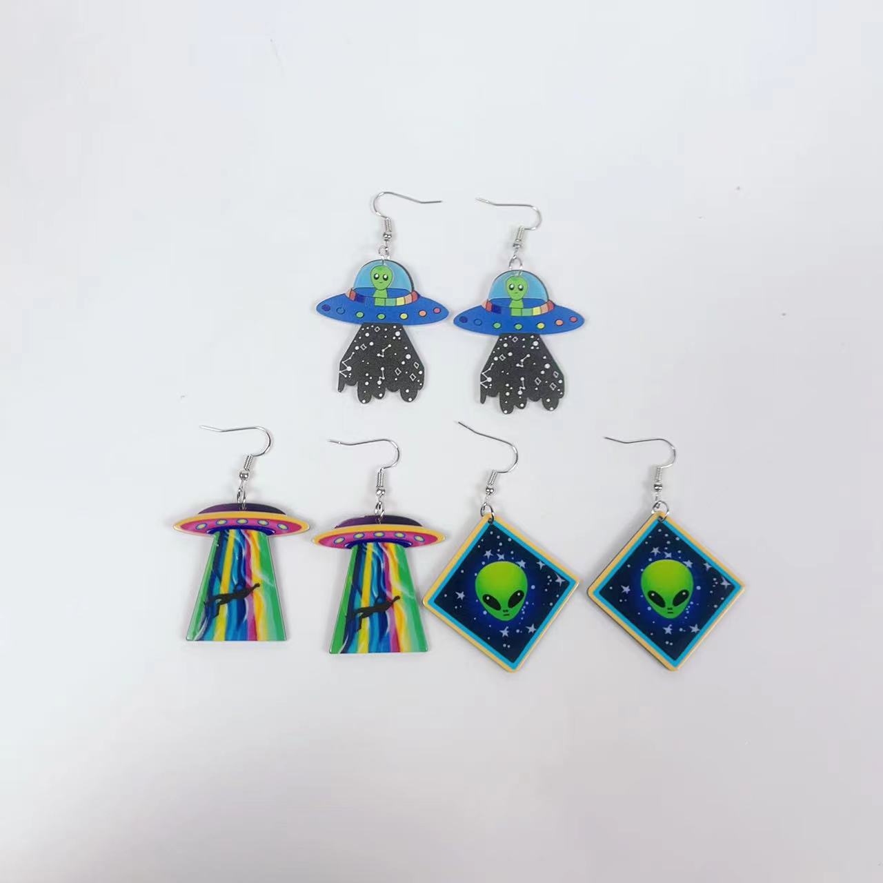 Acrylic Alien UFO Earrings (Minimo de Compra 2) MIC-JiuT018