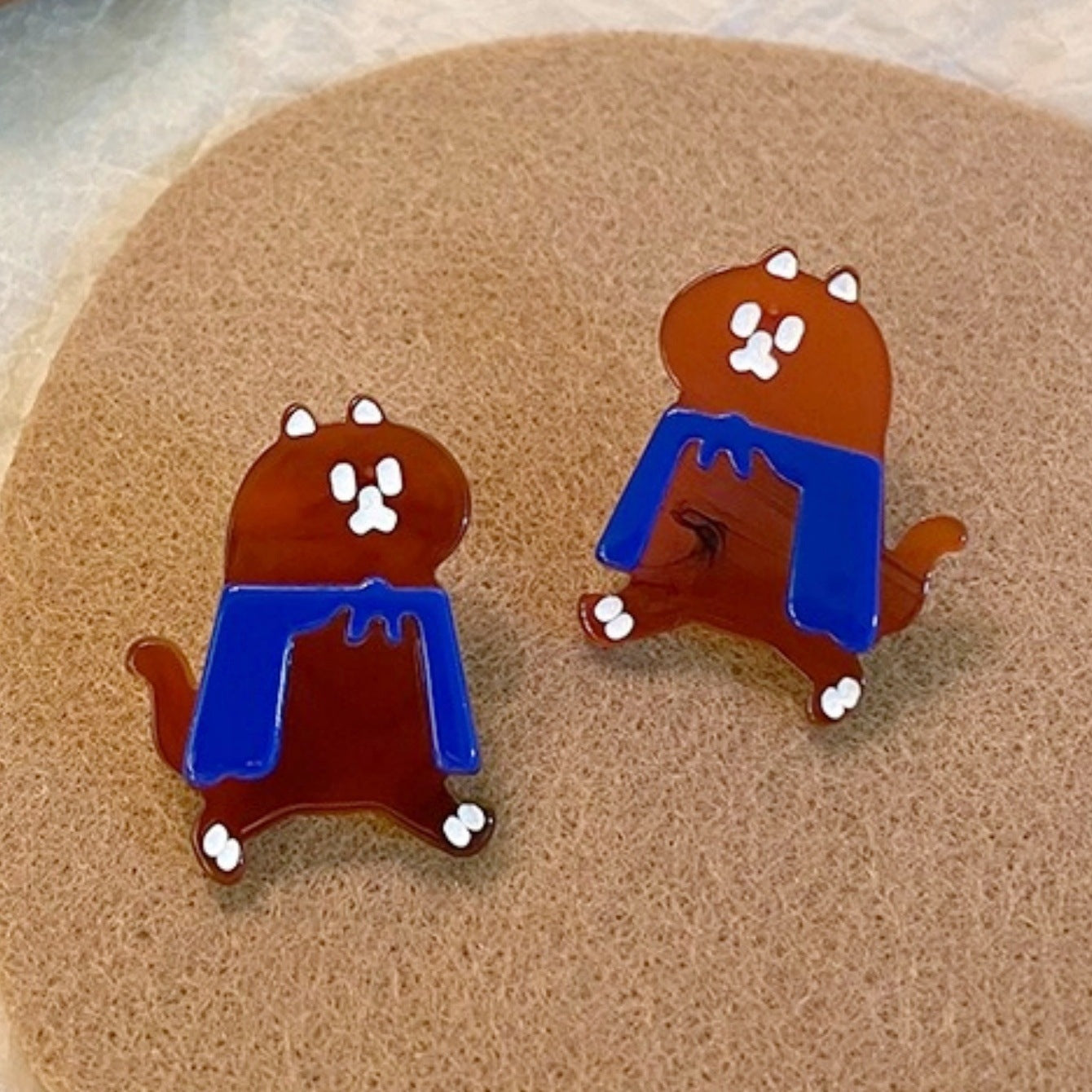 Alloy resin versatile cat earrings (Minimo de compra 5) MYA-AoY011