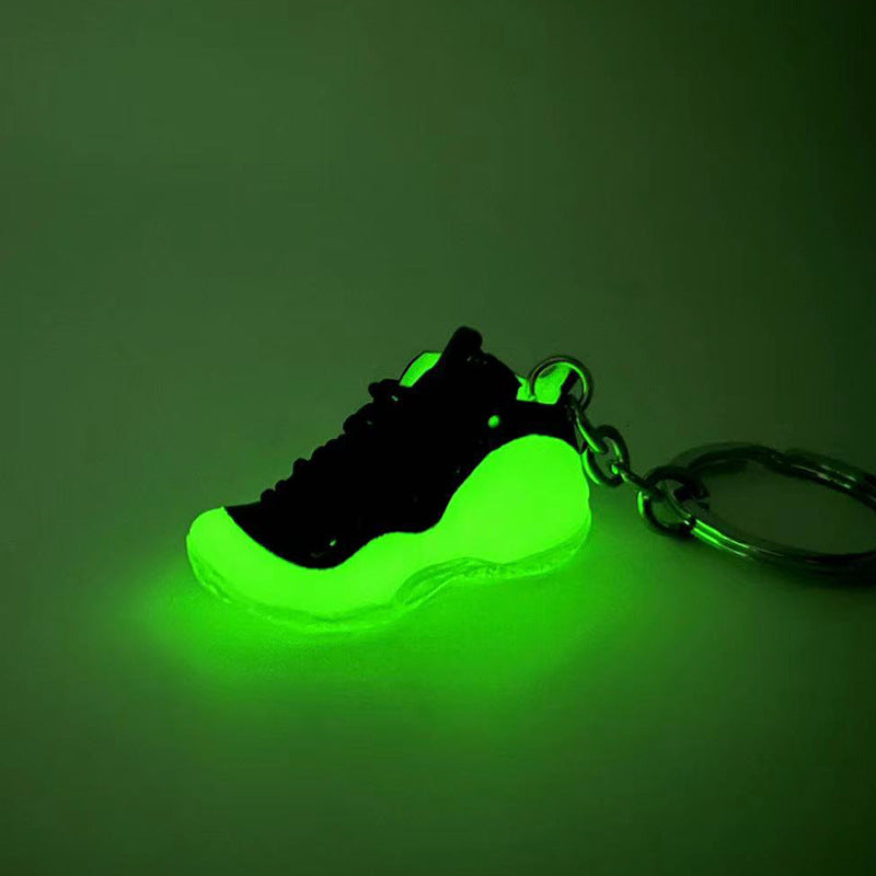 Keychains PVC Stereo Shoe Model Luminous Sneakers MIC-QLP037