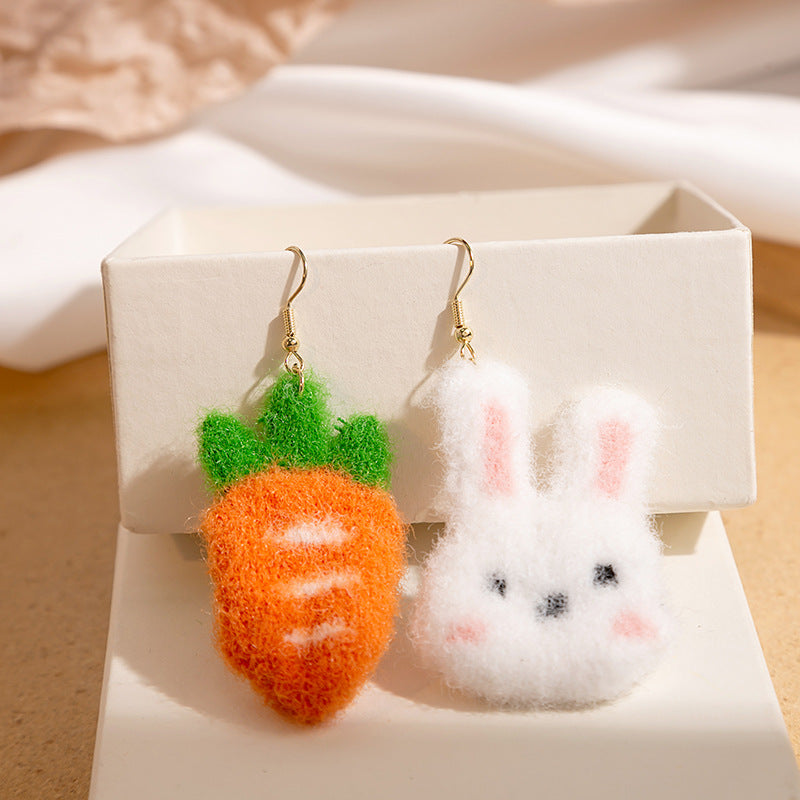 Alloy Asymmetric Rabbit Carrot Earrings MIC-MDD129