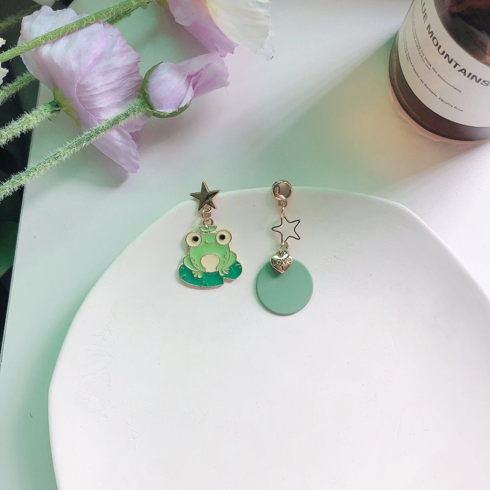 Alloy Diving Frog Earrings Asymmetrical MoN013