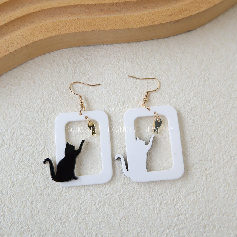 Acrylic cat fish earrings (Minimo de Compra 3) MYA-OuG030