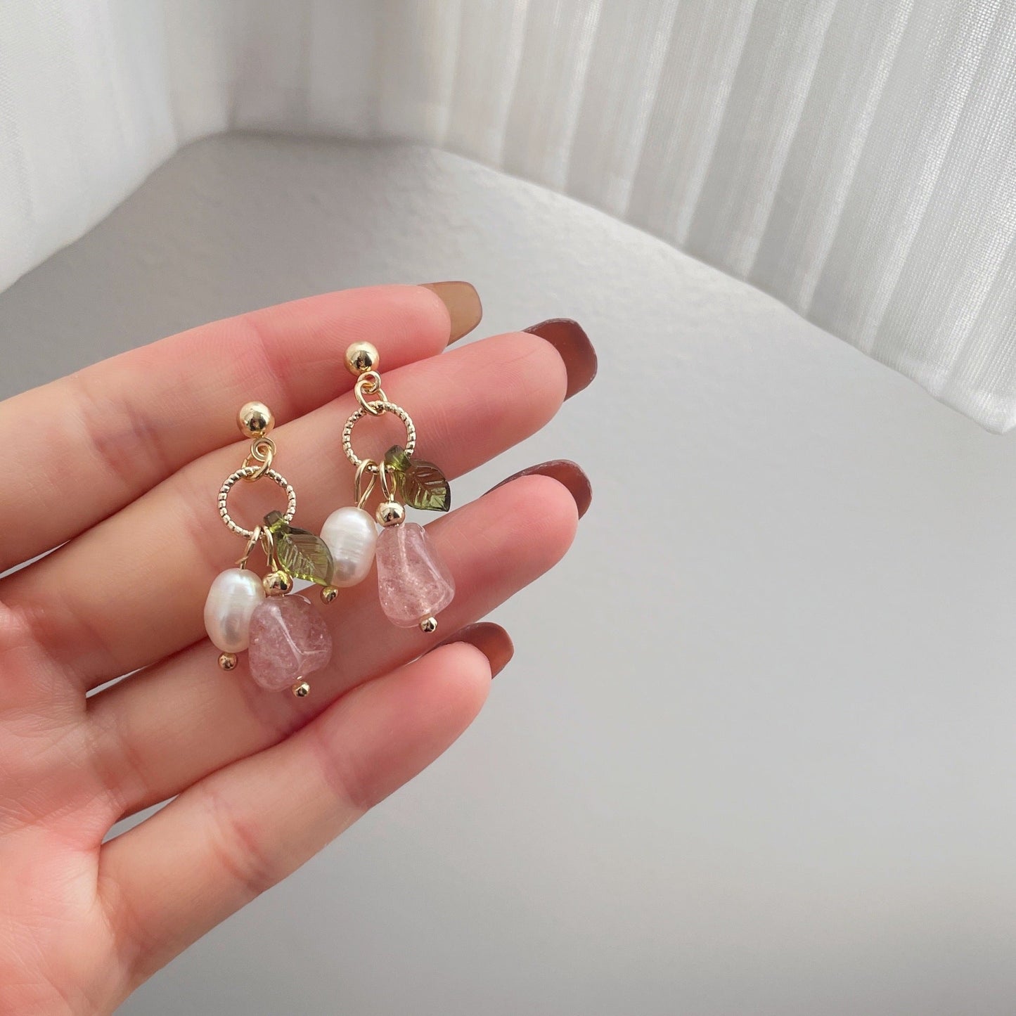 S925 silver needle strawberry crystal earrings MIC-KGG016