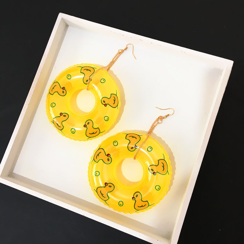 Resin Little Yellow Duck Swimming Ring Ear Clip (Minimo de Compra 2) MIC-ChouT011