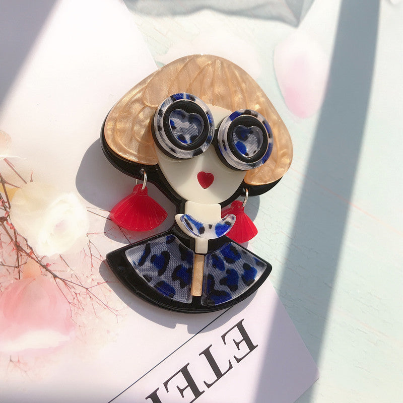 Acrylic Glasses Girl Cute Brooch Minimo de compra≥2 MIC-BenD0011