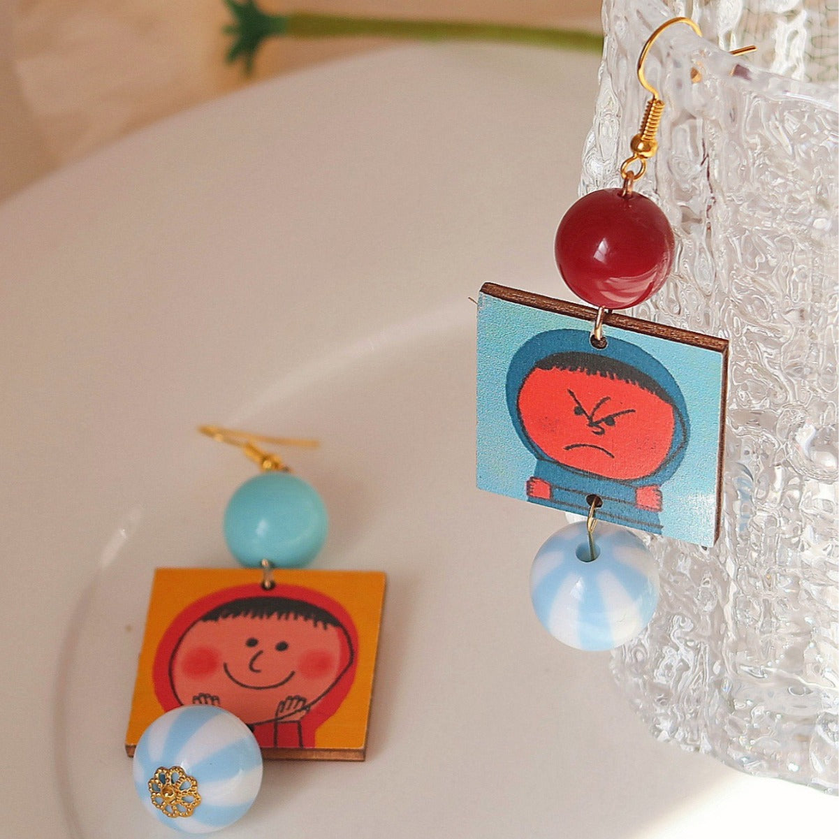 Alloy resin cartoon ugly and cute earrings (Minimo de compra 5) MYA-AoY007