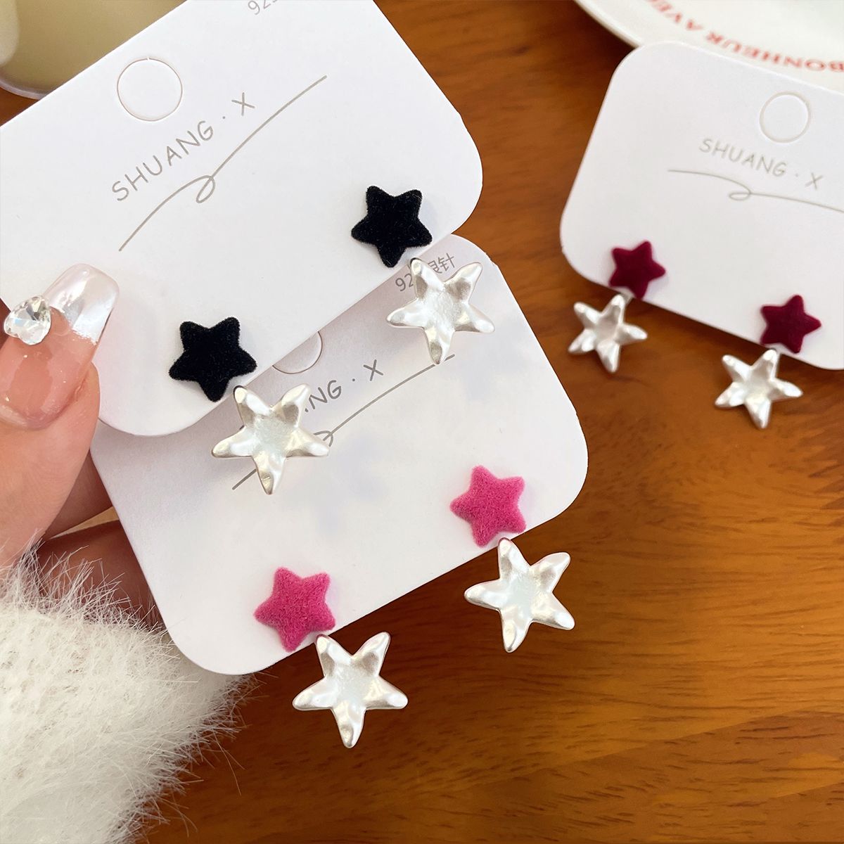 Acrylic flocked five pointed star earrings (Minimo de Compra 2) MIC-ShuangX025