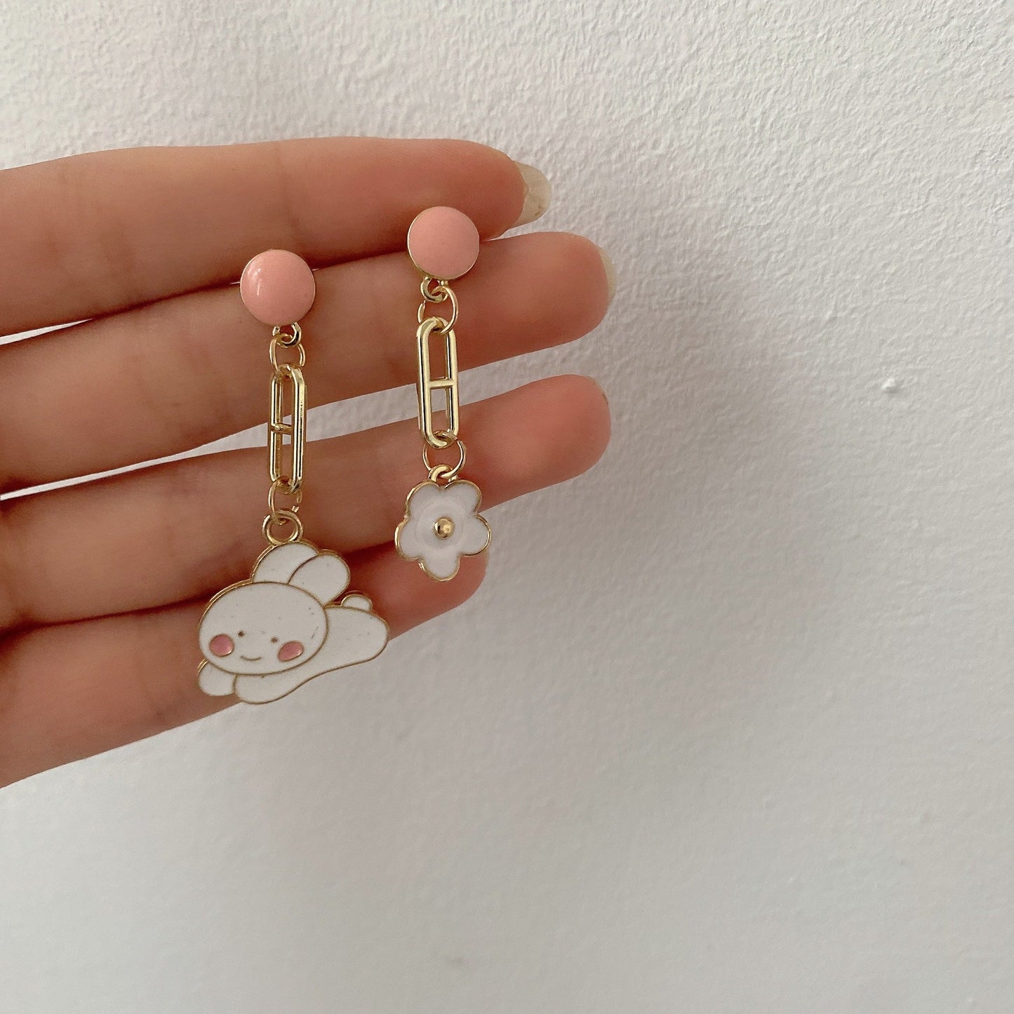 925 Silver Needle New Rabbit Earrings MIC-KGG011