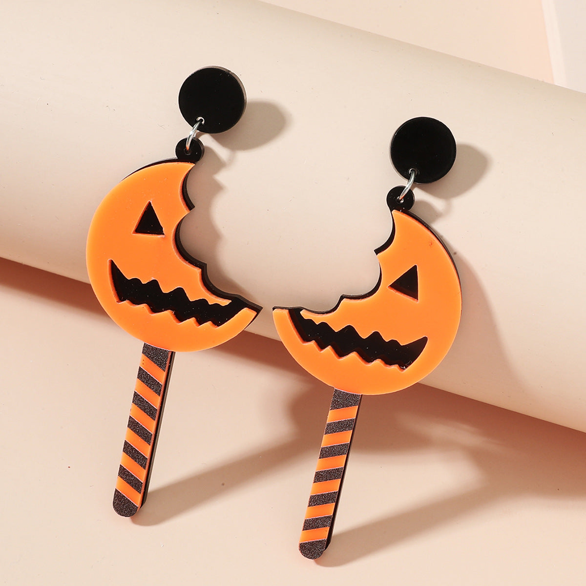 Acrylic New Halloween Collection Earrings (Minimo de compra 2) MYA-GanL033