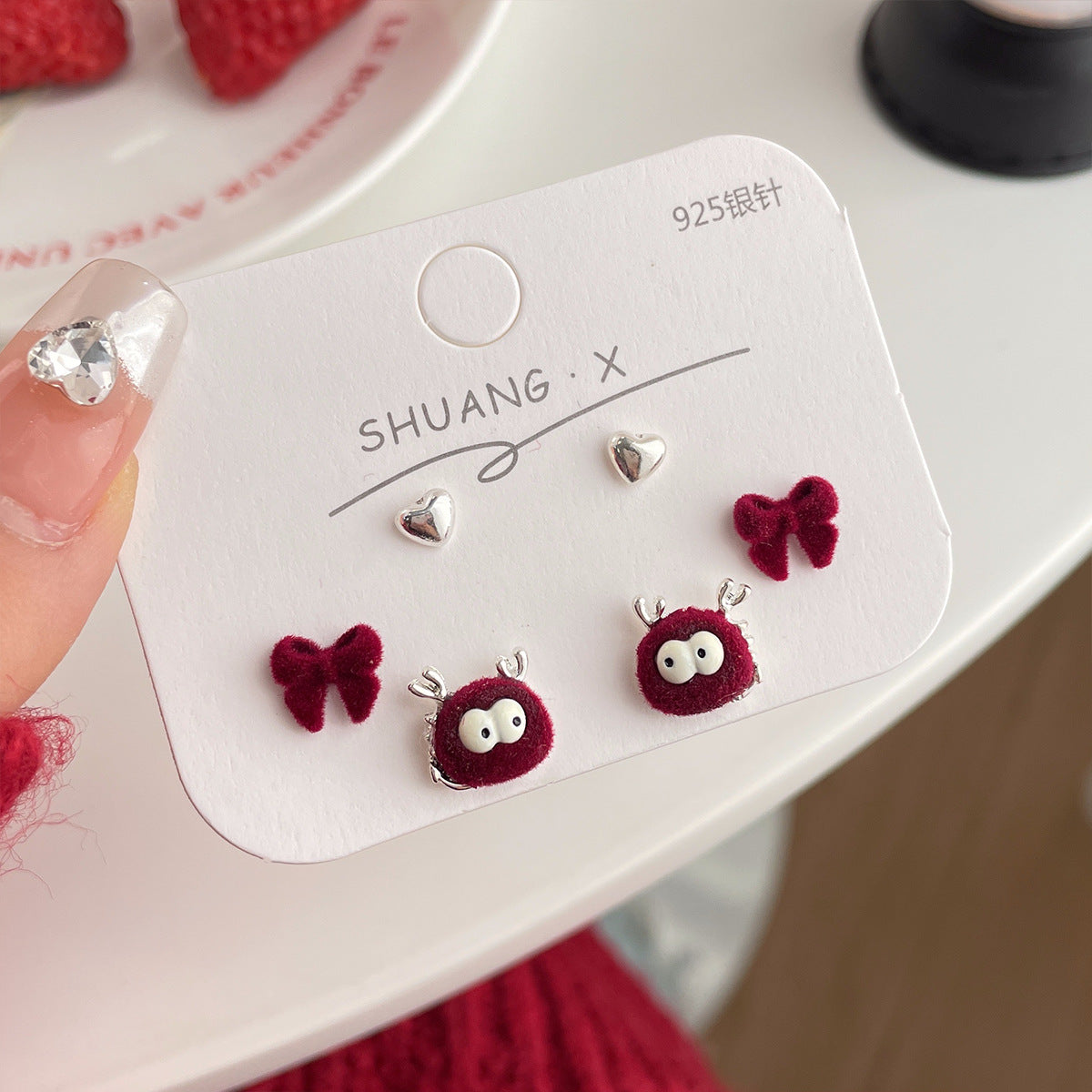 Acrylic cute flocked dragon earrings (Minimo de Compra 2) MIC-ShuangX035