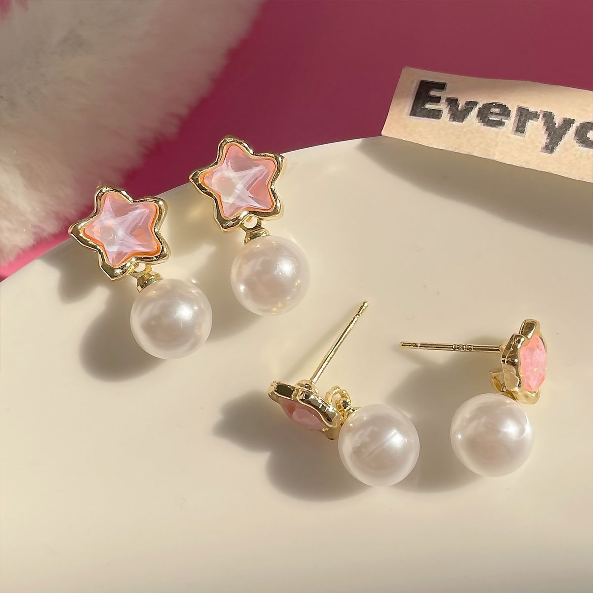 Acrylic Pink Love Earrings (Minimo de Compra 2) MYA-ShuangX020