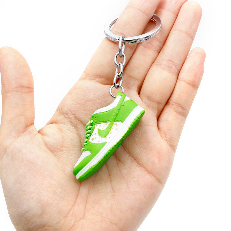 plastic trend skateboard shoes keychain (M) MIC-QLP003