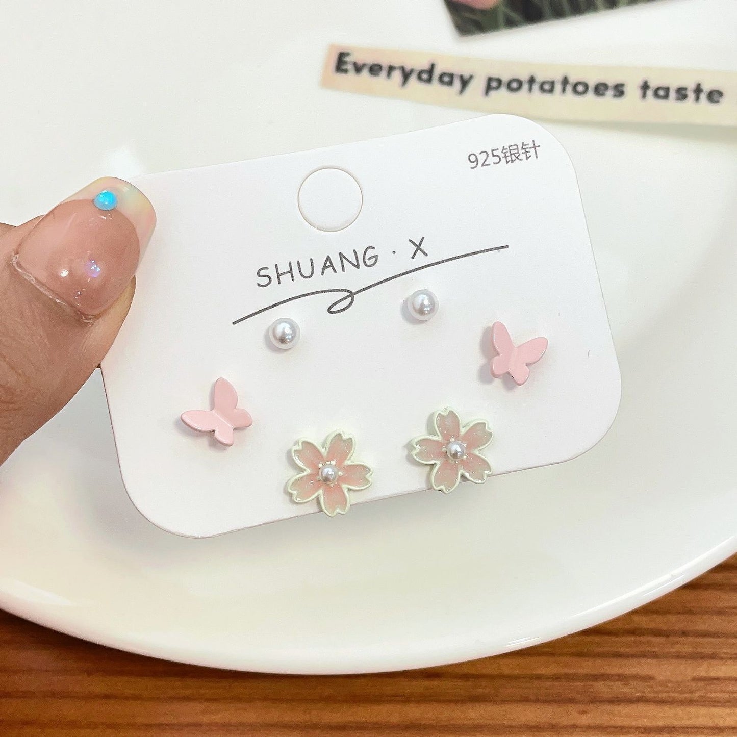 Acrylic Flower Butterfly Knot Earrings (Minimo de Compra 2) MIC-ShuangX029