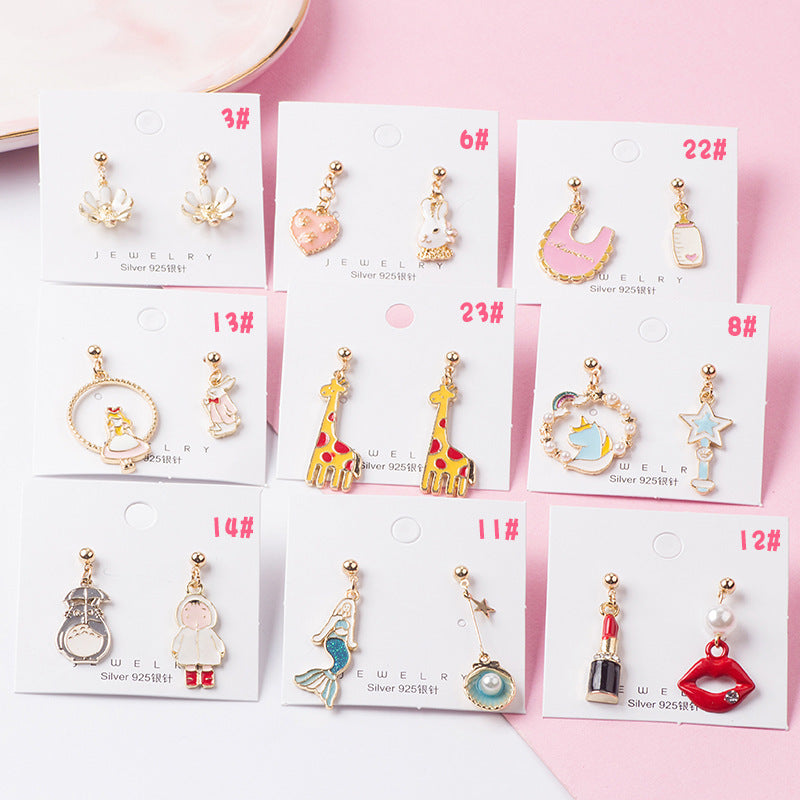 Asymmetric cartoon alloy earrings (Minimo de Compra 3) MIC-HongC019