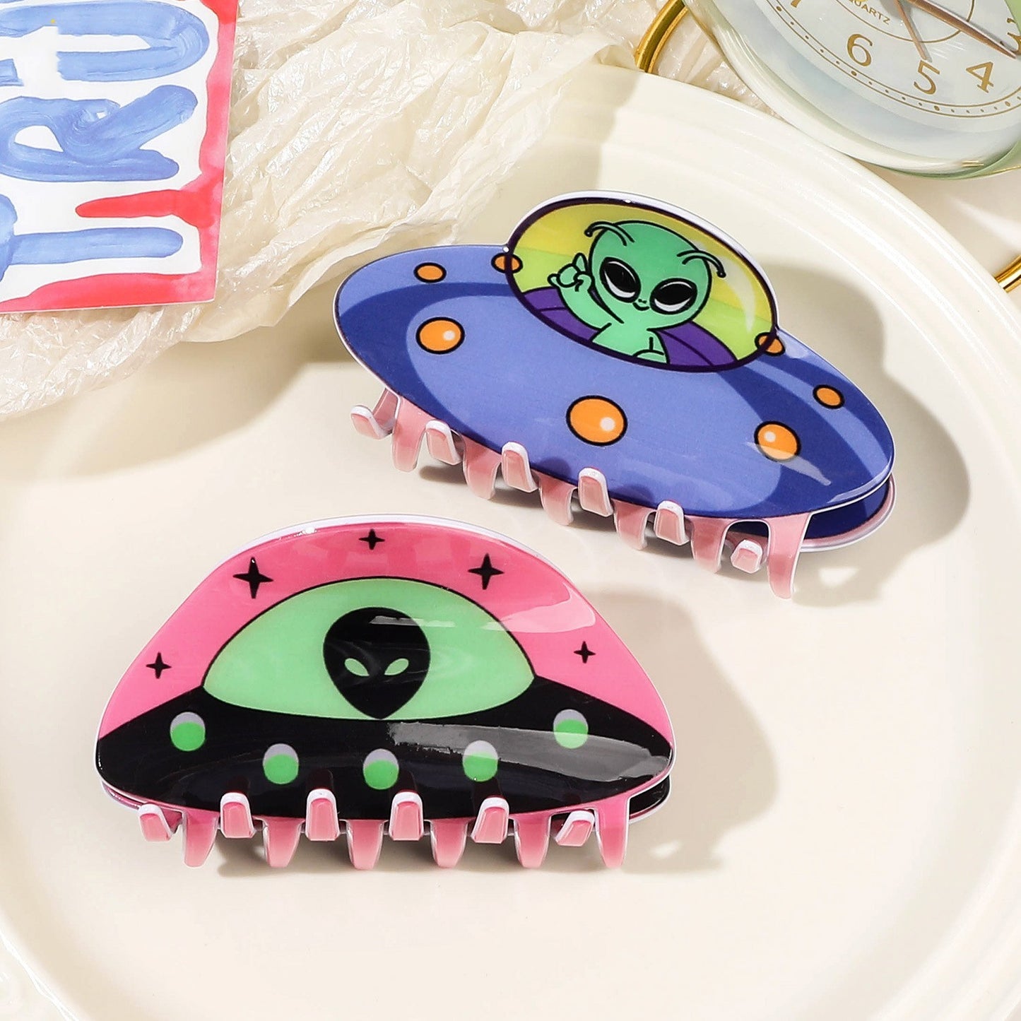 Plastic alien spacecraft acetate hair clip MYA-YHJ003