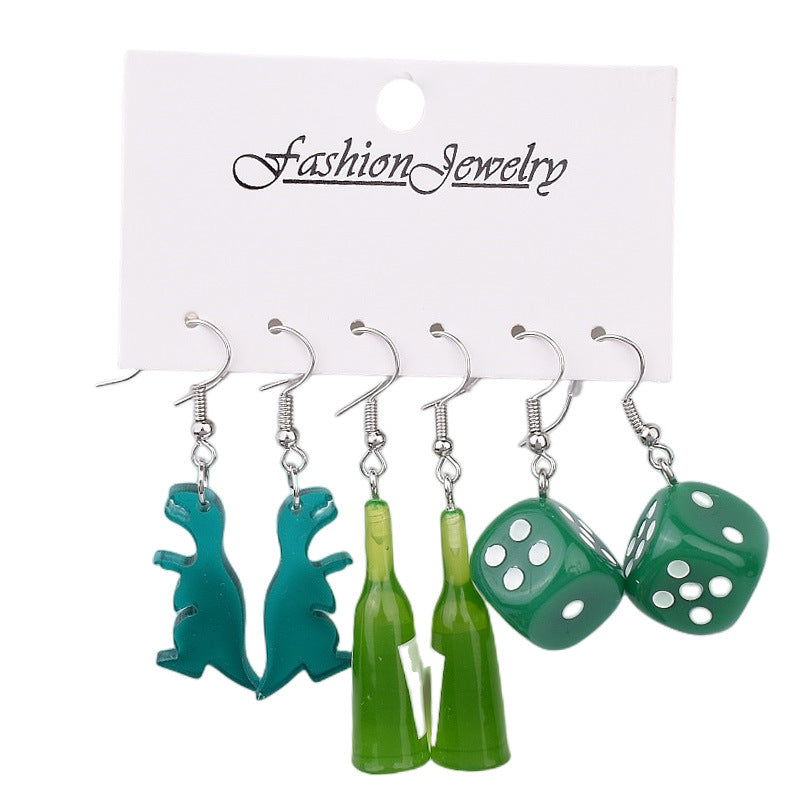 Resin Strawberry Little Yellow Duck Earnails MIC-XunT008