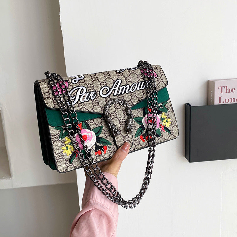 Pu Leather Embroidered Chain Shoulder Bag MIC-FuB003