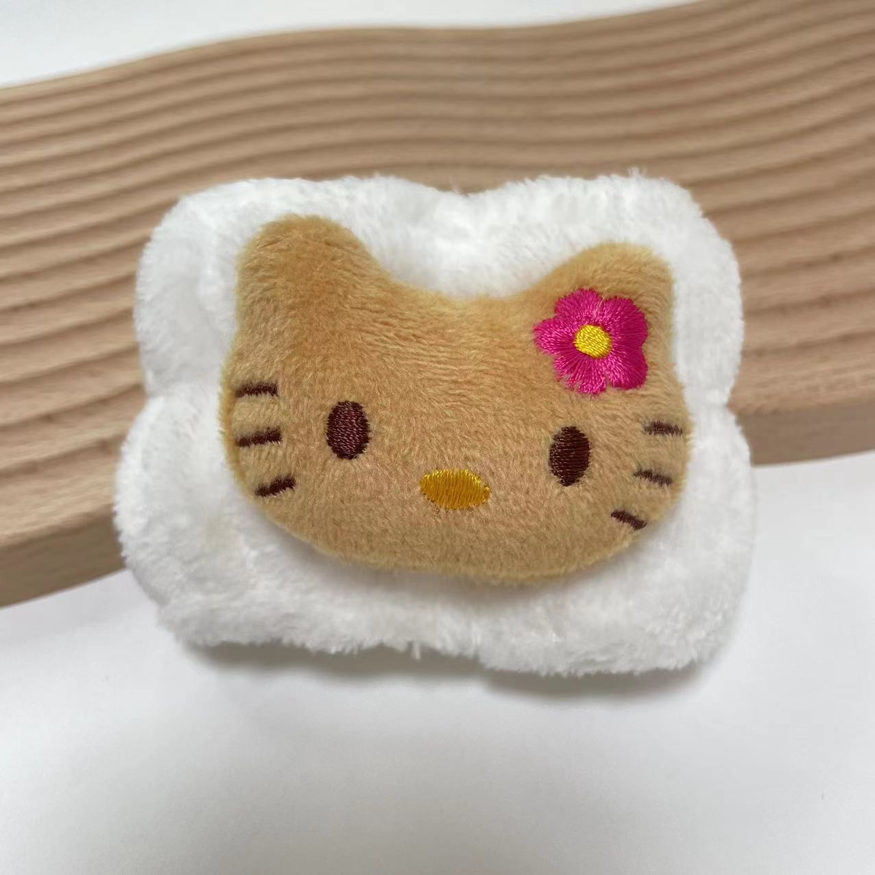 Plush cartoon hairband (Minimo de compra 10) MYA-DingA005