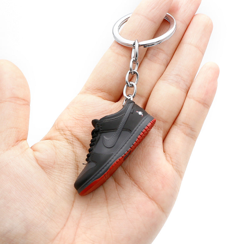 plastic trend skateboard shoes keychain (M) MIC-QLP004