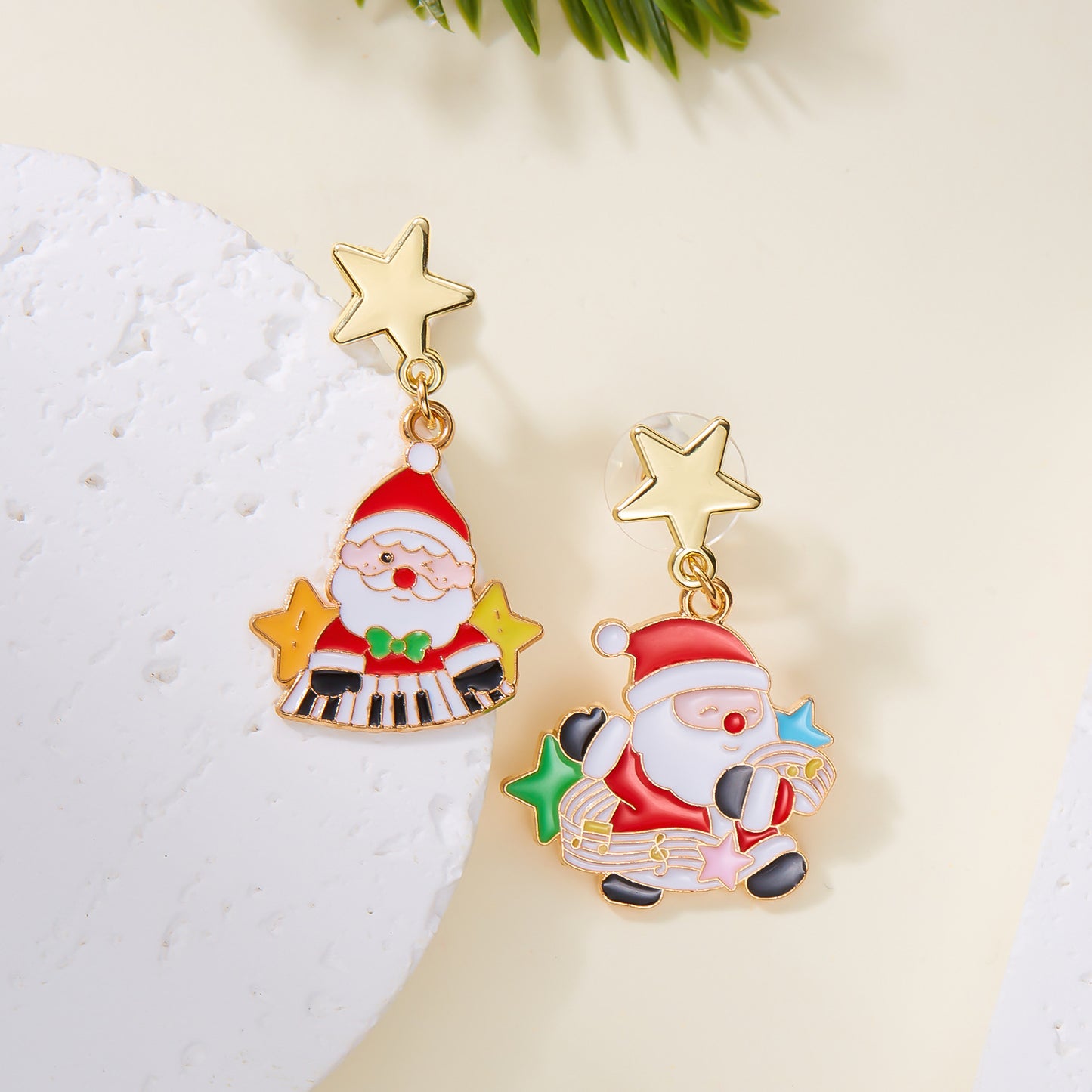 Asymmetric alloy Santa Claus earrings MIC-ChuY010