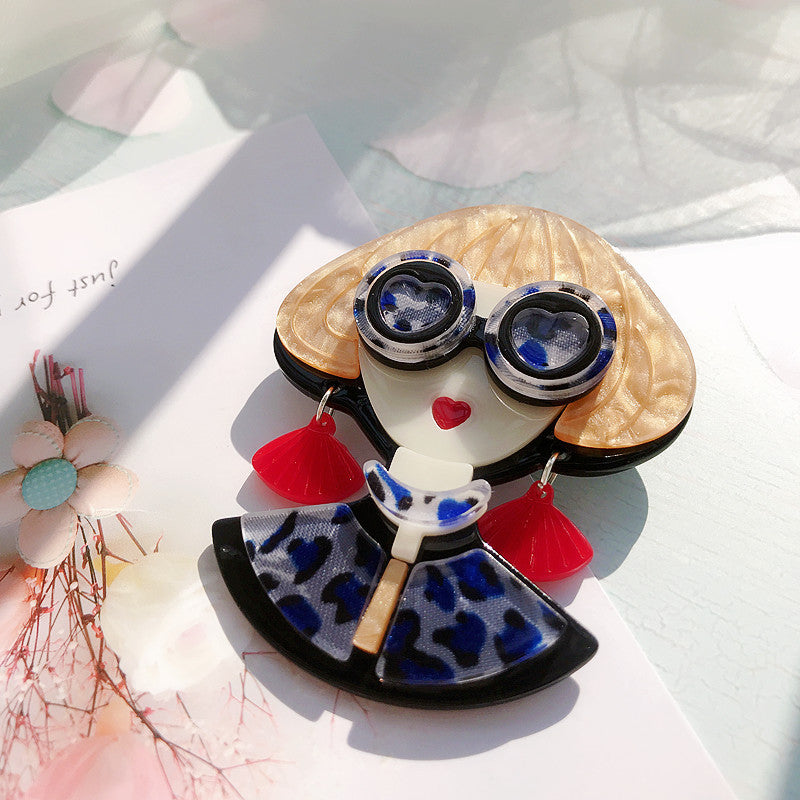 Acrylic Glasses Girl Cute Brooch Minimo de compra≥2 MIC-BenD0011