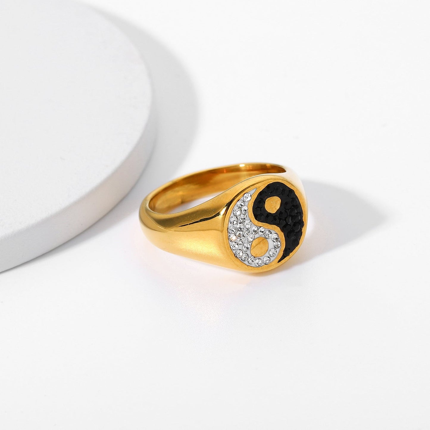 Stainless Steel Black & White Yin Yang Gold Plated Ring MIC-JieD003