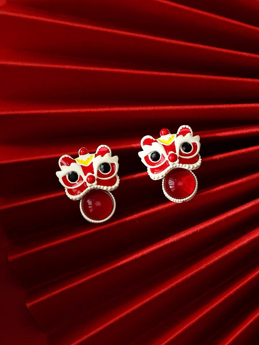 Alloy New Red Little Lion Earrings (Minimo de Compra 2) MIC-XinXu002