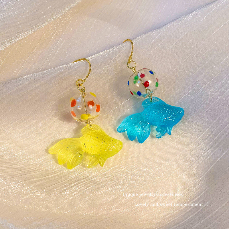 Alloy colored polka dot goldfish earrings (Minimo de compra 3) MIC-GuanY008