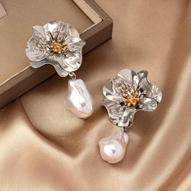 Alloy shaped pearl flower earrings MYA-JLD005