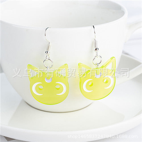 Resin cartoon transparent moon cat earrings (Minimo de Compra 2) MIC-YouY002