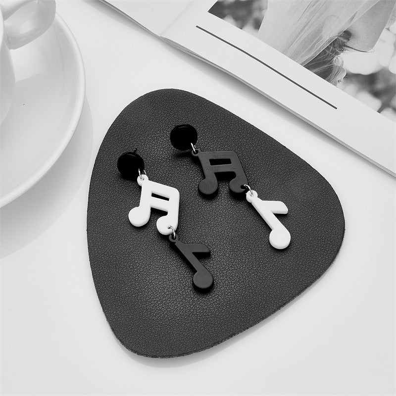 Acrylic black and white contrasting note earrings MYA-XiY005