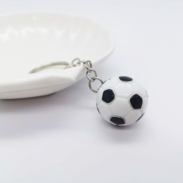 2cm football resin Keychains MIC-YY130